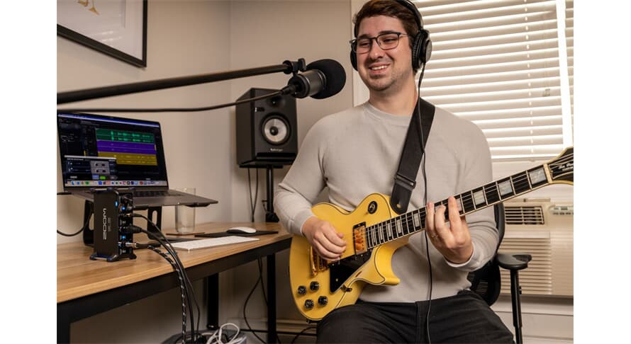 Zoom UAC-232 Lydkort