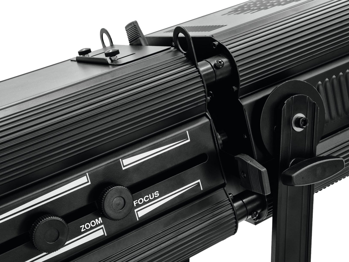 Eurolite PRO LED Profil Spot (250W)