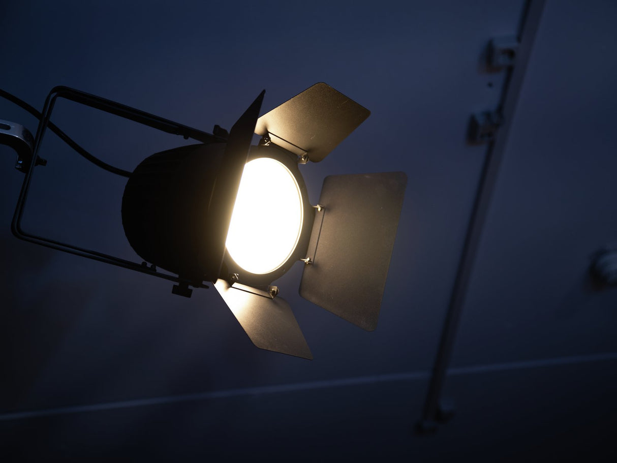 Eurolite LED Teaterspot COB 200 WW