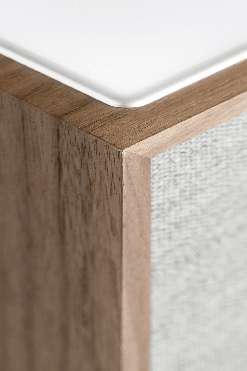 Tivoli Audio Revive Trådløs Højttaler (Valnød, Grå)