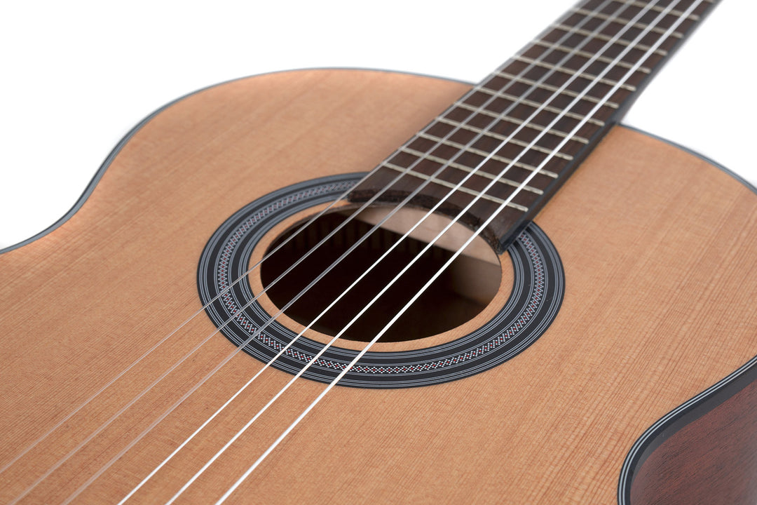 GEWA Classical guitar Student Cedar - 4/4 size lefthanded