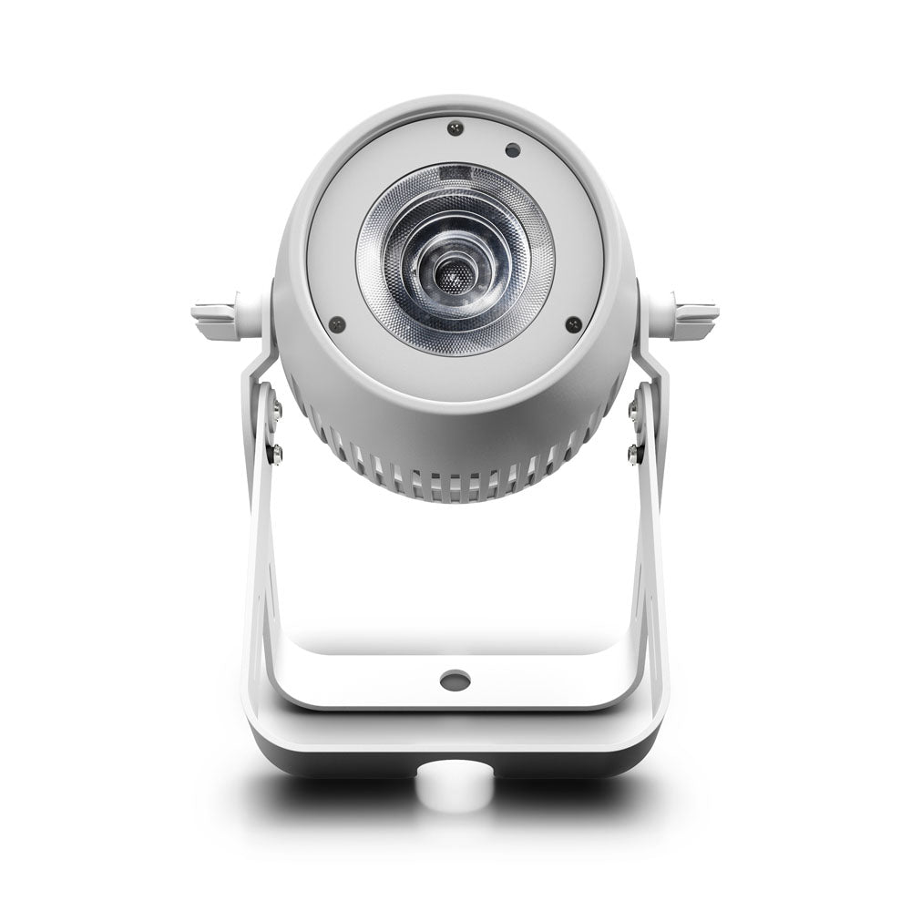 Cameo Q-SPOT 40 RGBW WH - Kompakt spotlys med 40W RGBW LED i hvidt kabinet