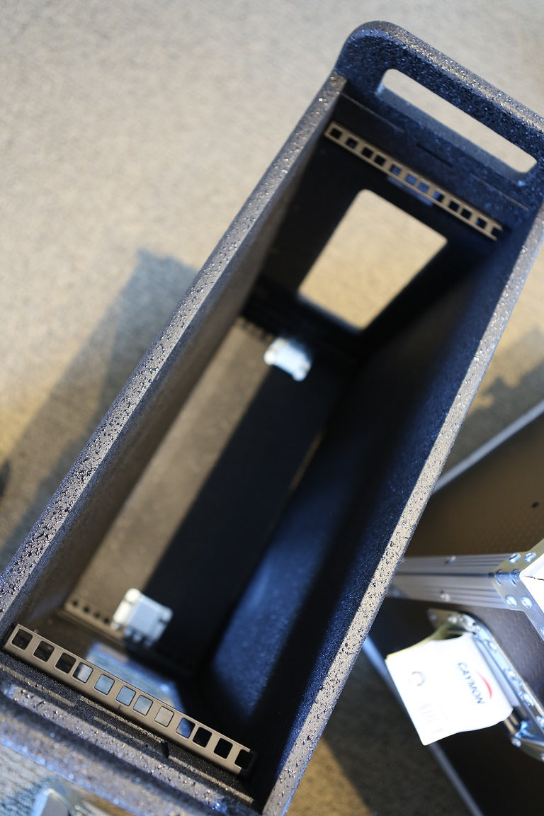 Caymon flightcase 19" insert rack 4 unit