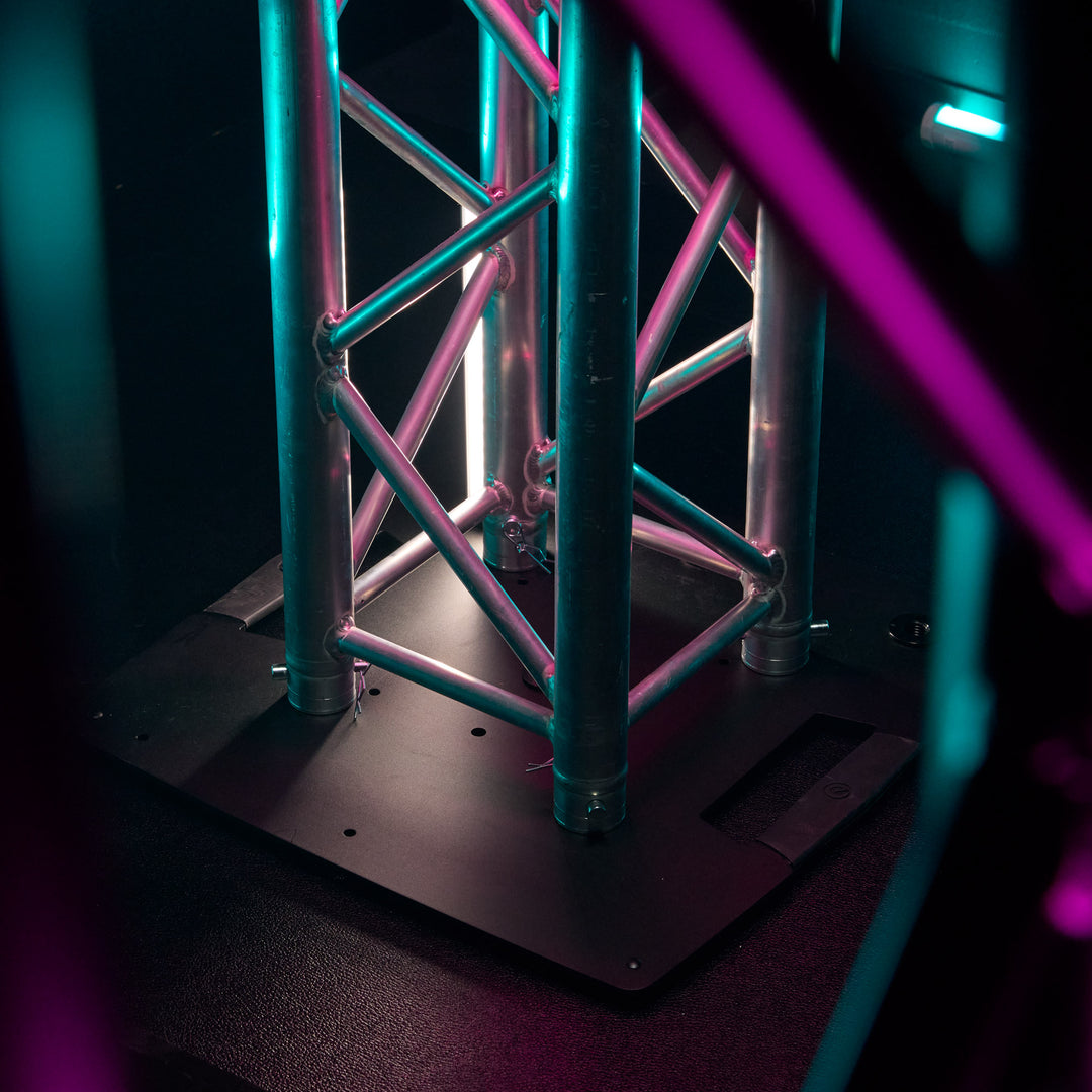 Gravity TWB 431 T B - Multifunktionel firkantet stål-tourbase med mulighed for trussmontering