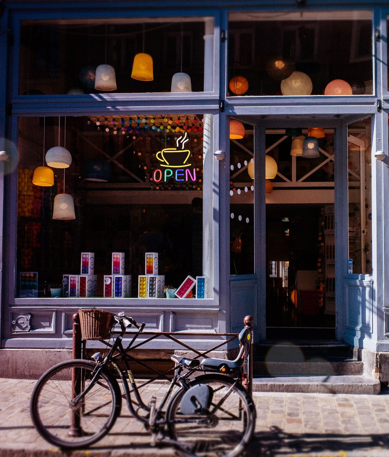 Neonskilt "Coffee Open"