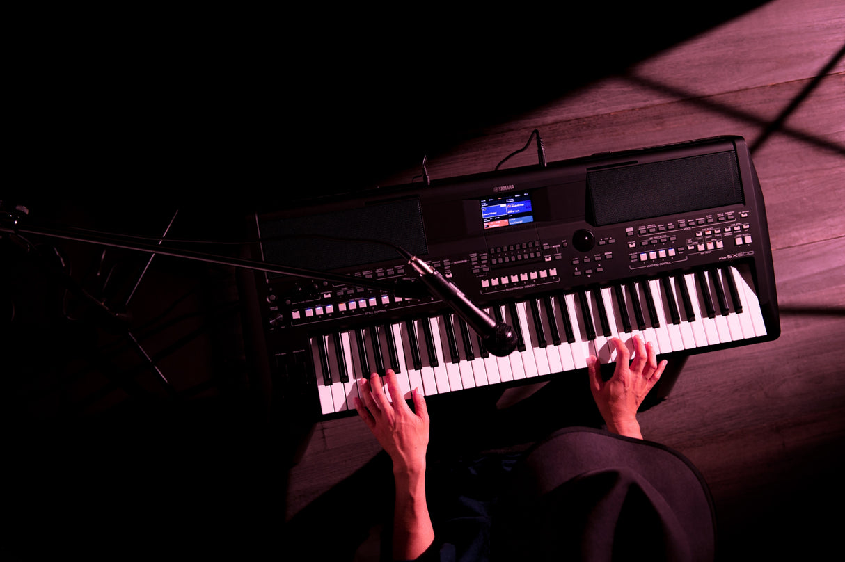 Yamaha PSR-SX600 Keyboard (Sort)