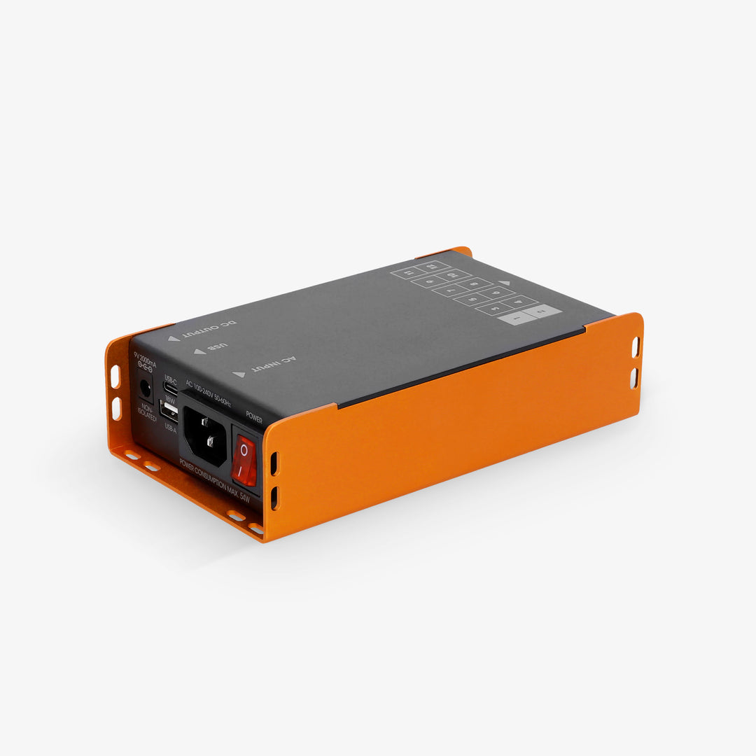 Palmer PWT 12 IEC - Universal strømforsyning til pedalboard med USB