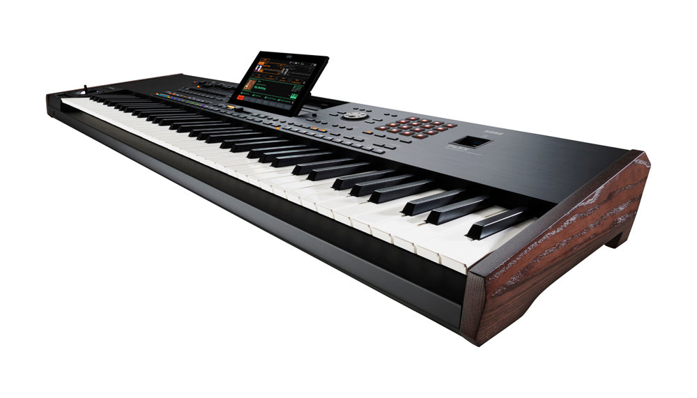 Korg PA5X-76 Arranger Keyboard (Sort)