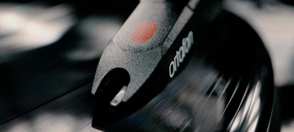 Pro-Ject A1 OM10 Pladespiller (Sort)