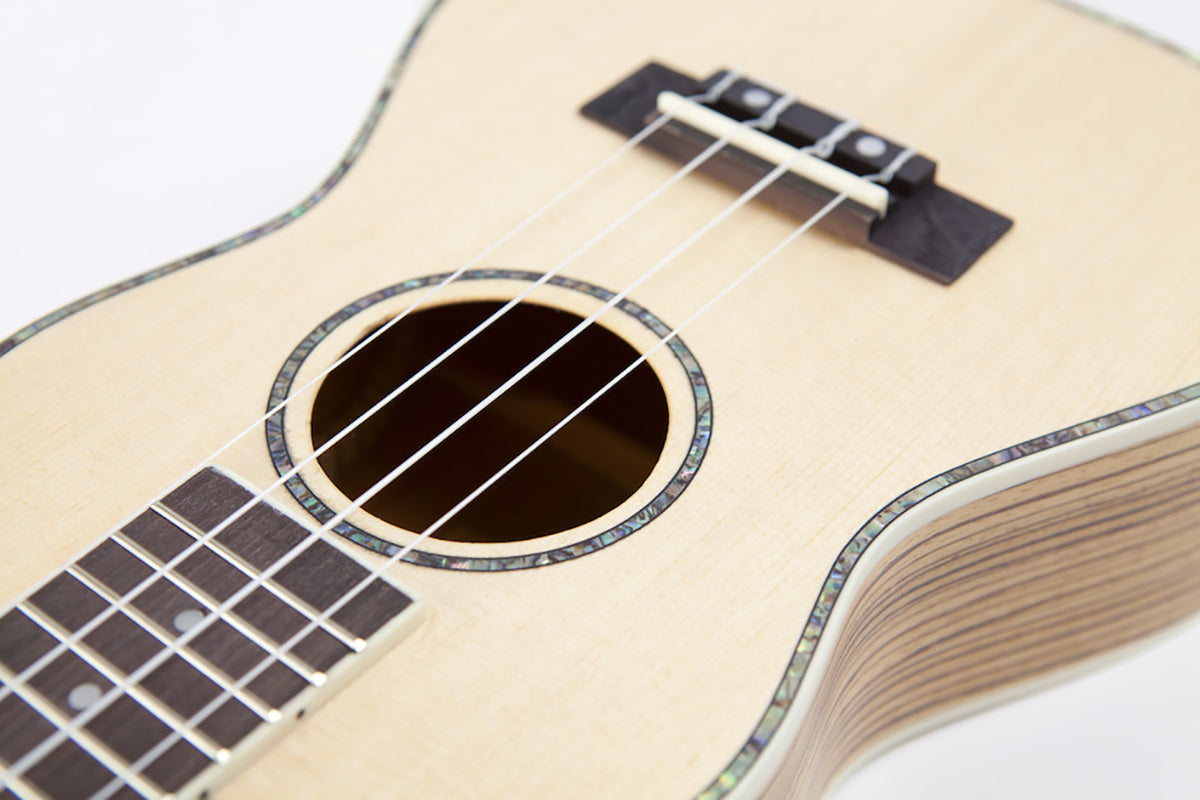 Reno RU320 Grand Concert Ukulele (Natur)