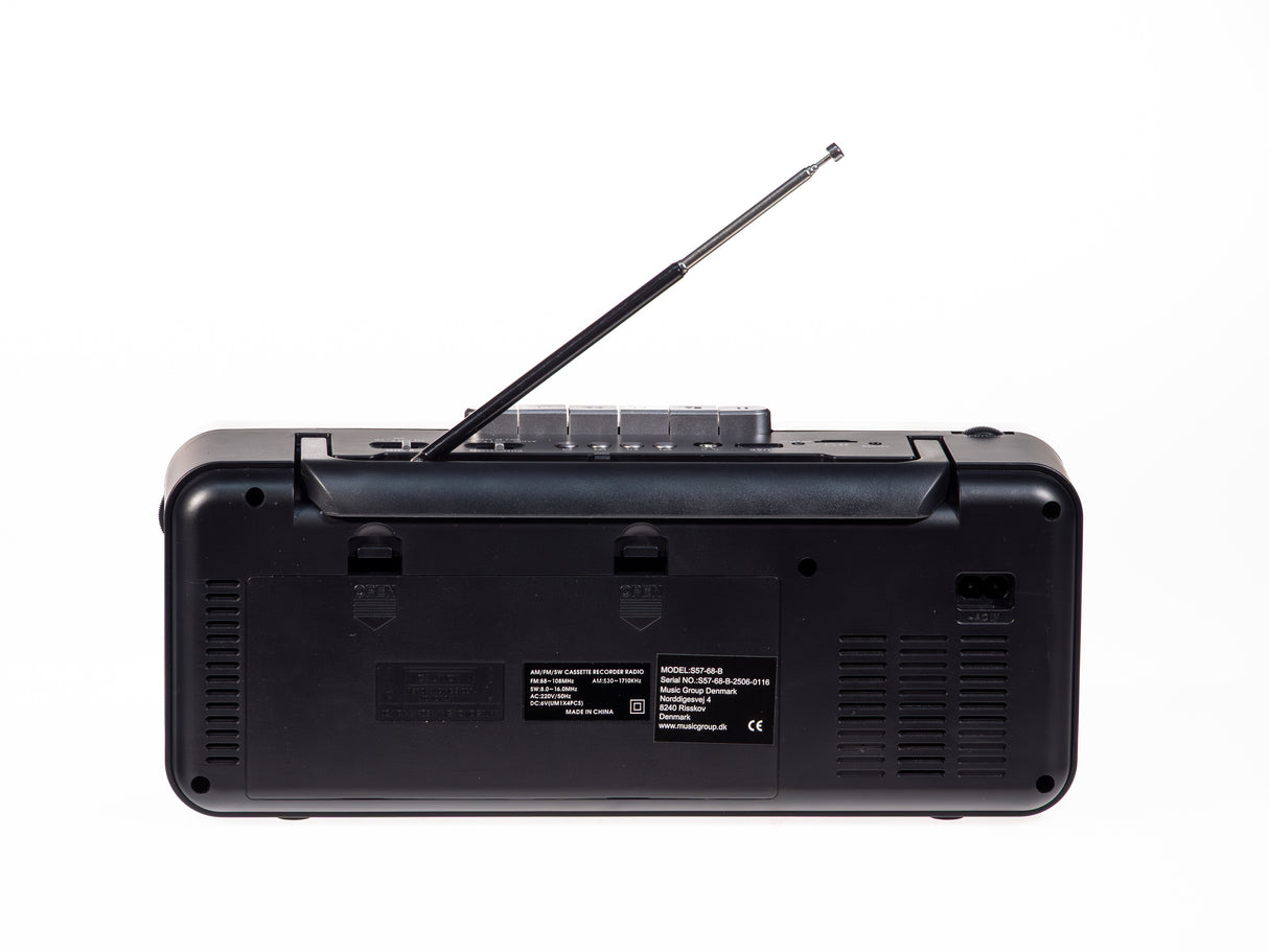 Studio 57 - Kassetteafspiller m. FM & Bluetooth, Sort