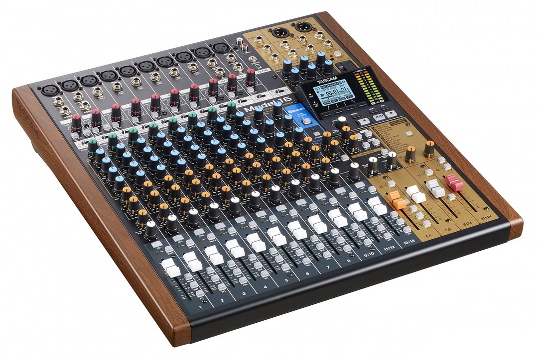 Tascam Model 16 analog mixer og 14 track digital recorder