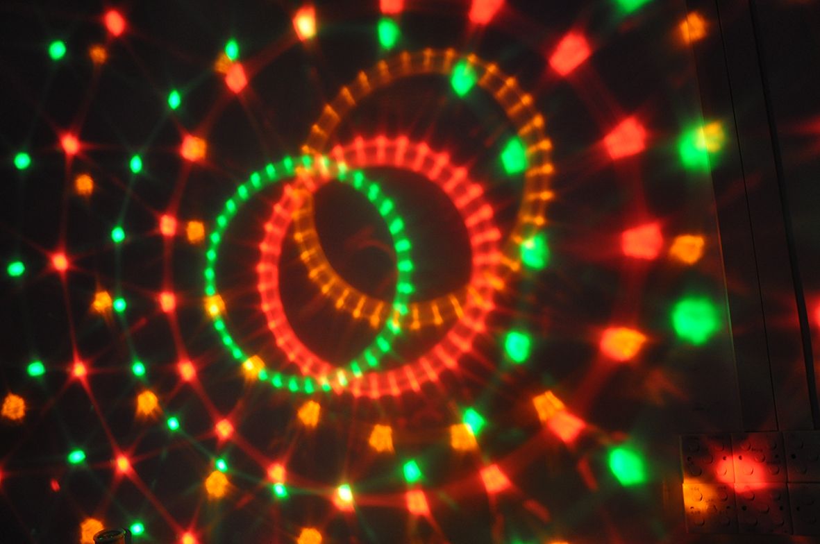 Ibiza Astro-Bat RGBA LED diskolys