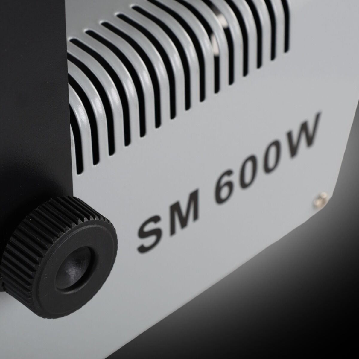 LIGHT4ME SM 600W snemaskinegenerator med fjernbetjening