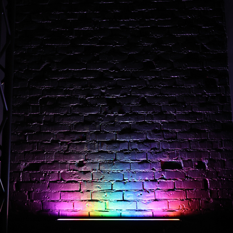 Light4Me Strobe Multi Bar LED – RGB+CW strobe og blinder
