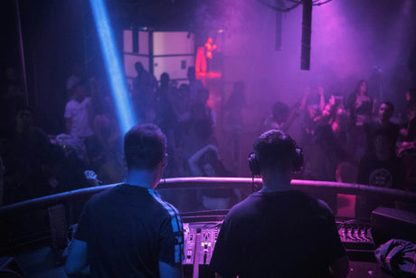 DMX til begyndere: simpelt setup til små events