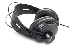 GEWA Headphones HP three close - P/U24