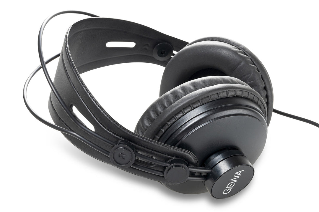 GEWA Headphones HP three close - P/U24