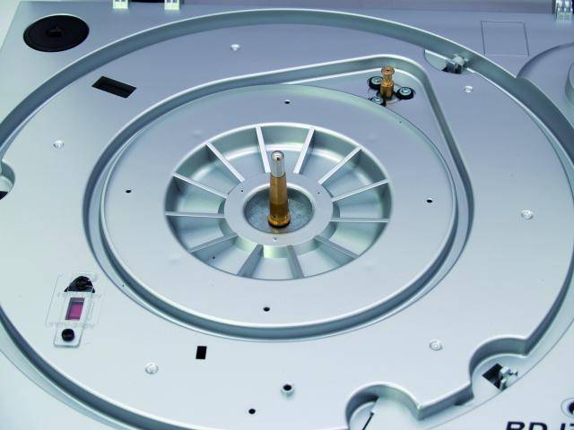OMNITRONIC BD-1380 USB pladespiller