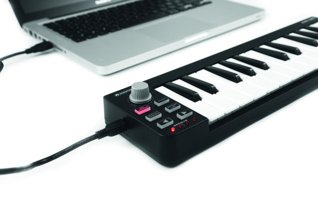OMNITRONIC KEY-25 MIDI controller