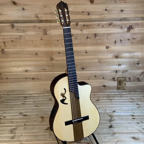 Manuel Rodriguez Signature Legacy Maestro Guitars Café Olé Cutaway - Café Olé (Cutaway)