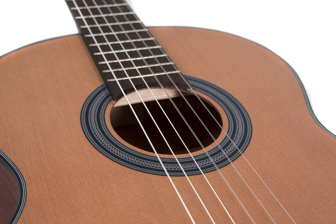 GEWA Classical guitar Student Cedar - 4/4 size natural
