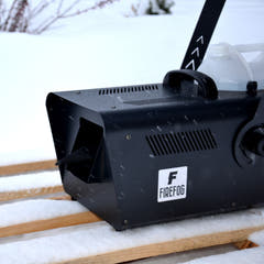 Firefog Snow1500 DMX snemaskine 1500 W med fjernbetjening