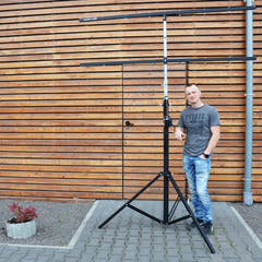 Hardman LS4 wind-up lysstativ med dobbelt tværstang, 1,7 til 4,3 m