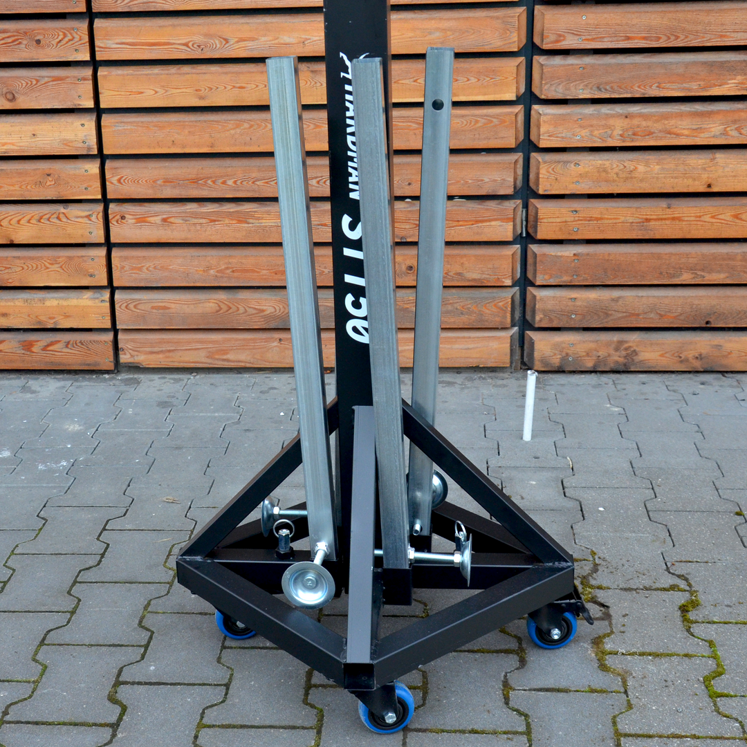 Hardman ST150 scenetårn med spil, 1,75 til 4,3 m, 150 kg