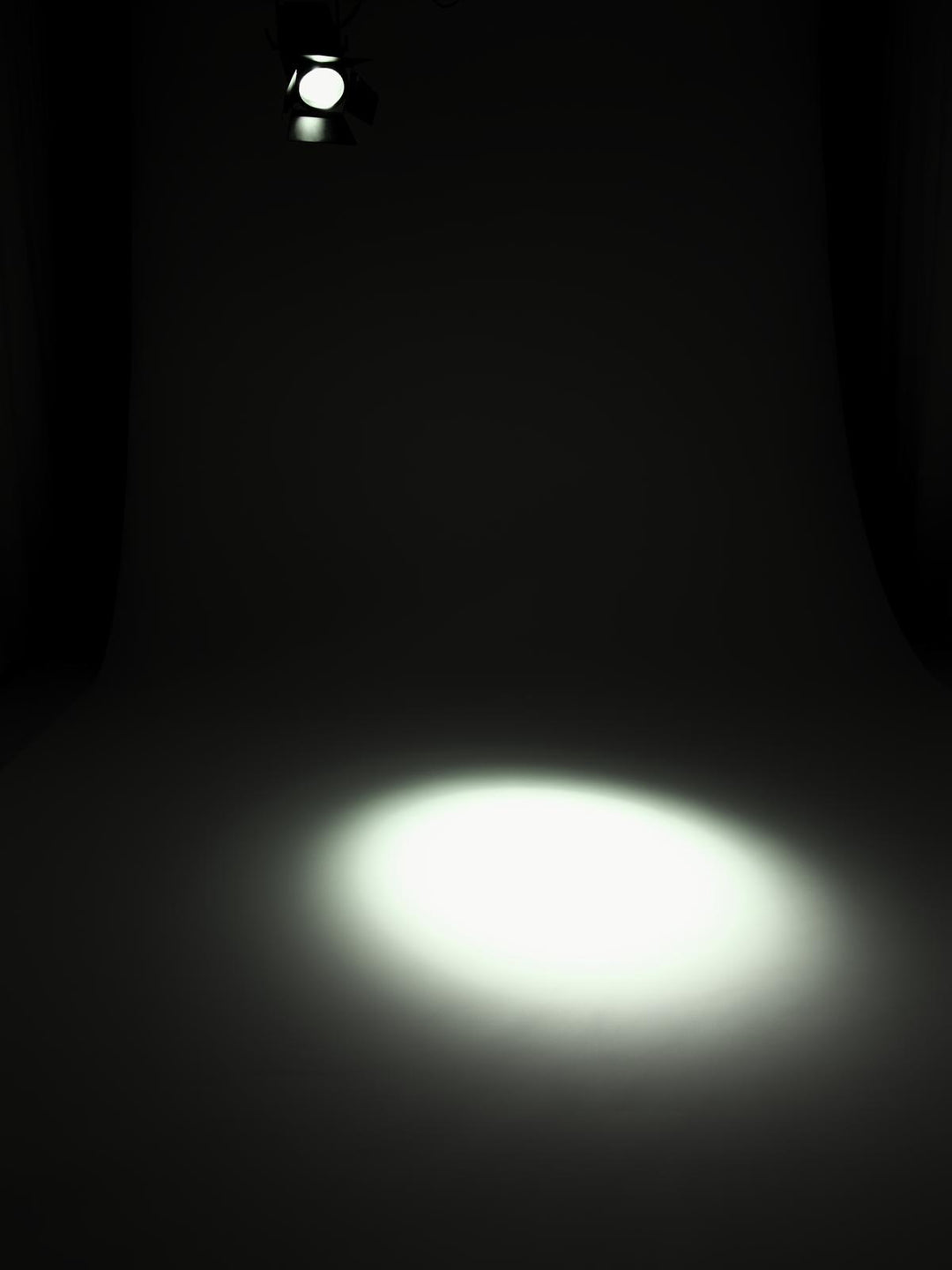 Eurolite LED THA-250F Teater Spot