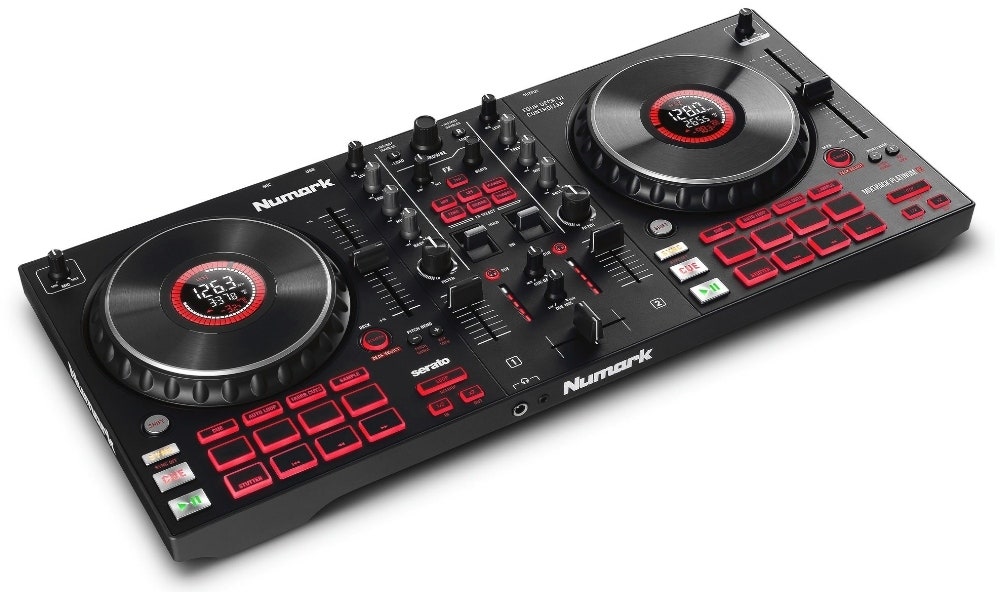 Numark Mixtrack Platinum FX