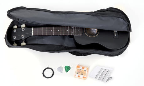 Miguel Almeria Player Pack, sopranukulele mat sort med gig bag