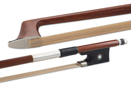 GEWA violinbue 4/4, kantet stang i pernambuco