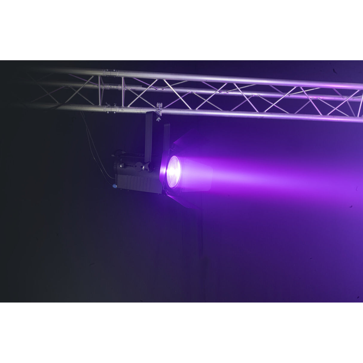 AFX LED Fresnel RGBW