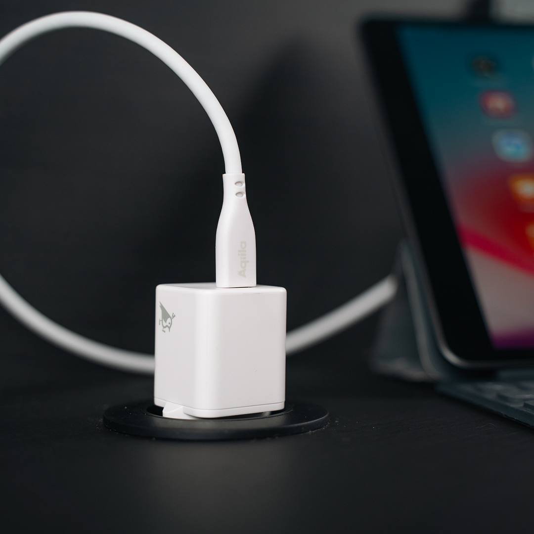 Aqiila Silicon USB-C/Lightni. 2.0 30W 1m Charging cable