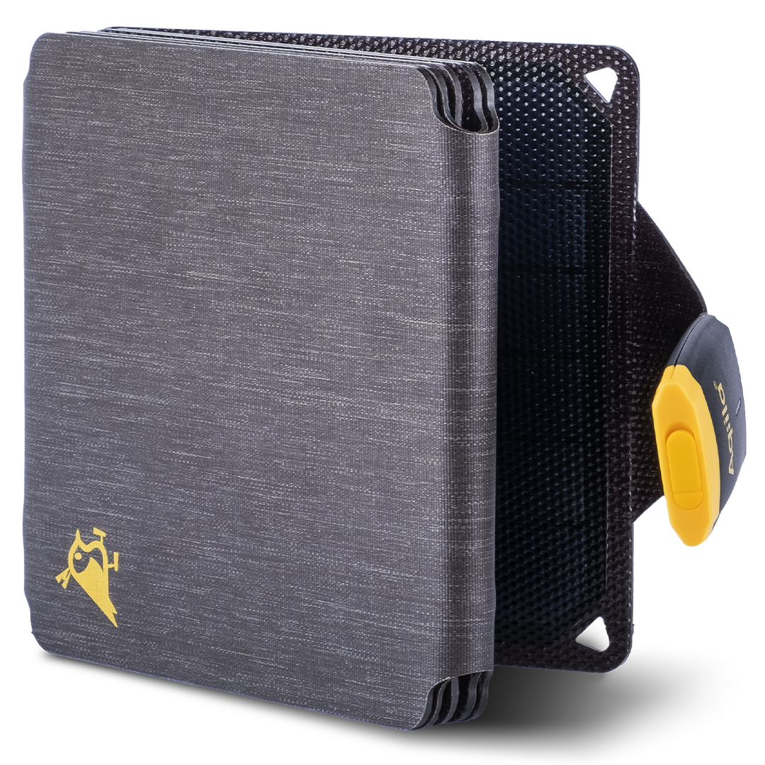 Aqiila Sunbird P21 21W Solar charger