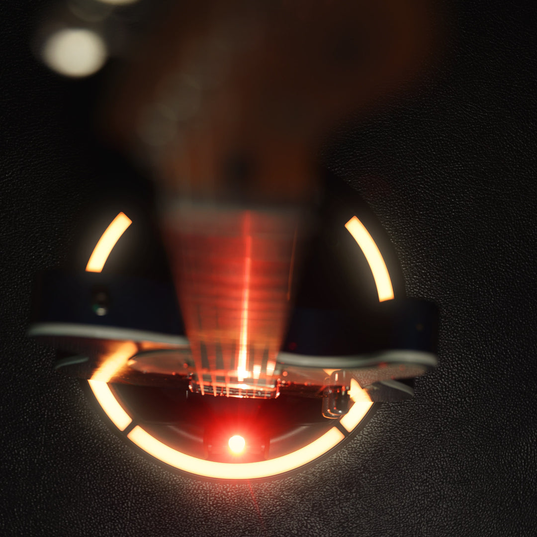 Gravity GS LS 01 NH B - Guitar GLOW-STAND®, Neckhug