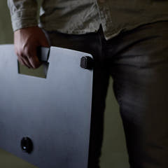 Gravity LTS T 02 W - Universelt laptopstativ med justerbare holderpinde og stålbase
