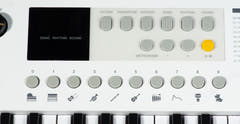 Grooveland E237 Keyboard Startpakke (White)