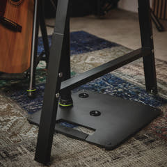 Gravity SP 3202 CS B - Højttalerstativ til studiomonitor med firkantet stålbase