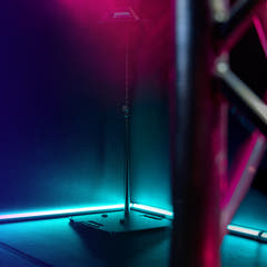 Gravity TWB 431 T B - Multifunktionel firkantet stål-tourbase med mulighed for trussmontering