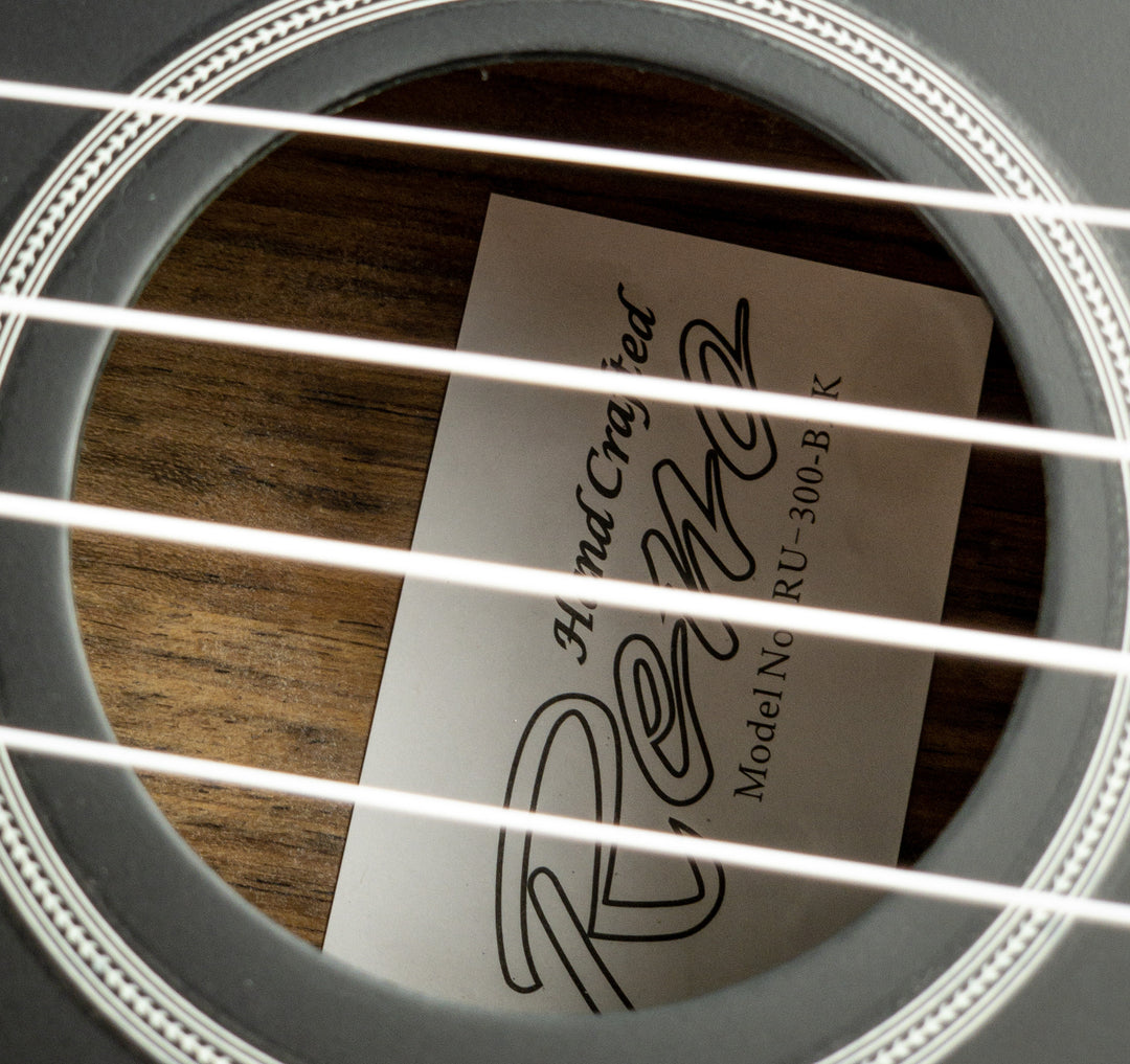 Reno RU300 Grand Koncert Ukulele (Sort)
