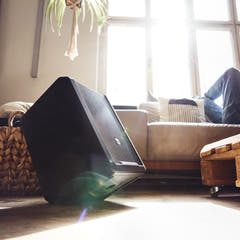 LD Systems ANNY® 8 HHD B8 - Bærbar batteridrevet Bluetooth® PA-højttaler med mixer og 1 x trådløs håndholdt mikrofon, Stage Black