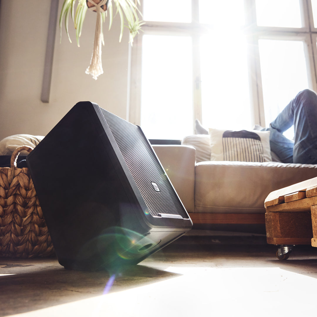 LD Systems ANNY® 8 HHD B8 - Bærbar batteridrevet Bluetooth® PA-højttaler med mixer og 1 x trådløs håndholdt mikrofon, Stage Black