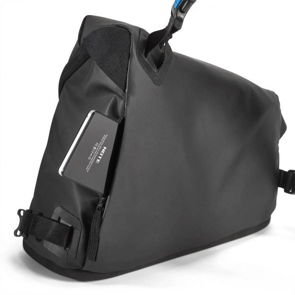 MyMiggo Agua Stormproof Torso Pack For large DSLR and mounted 24-70 lens