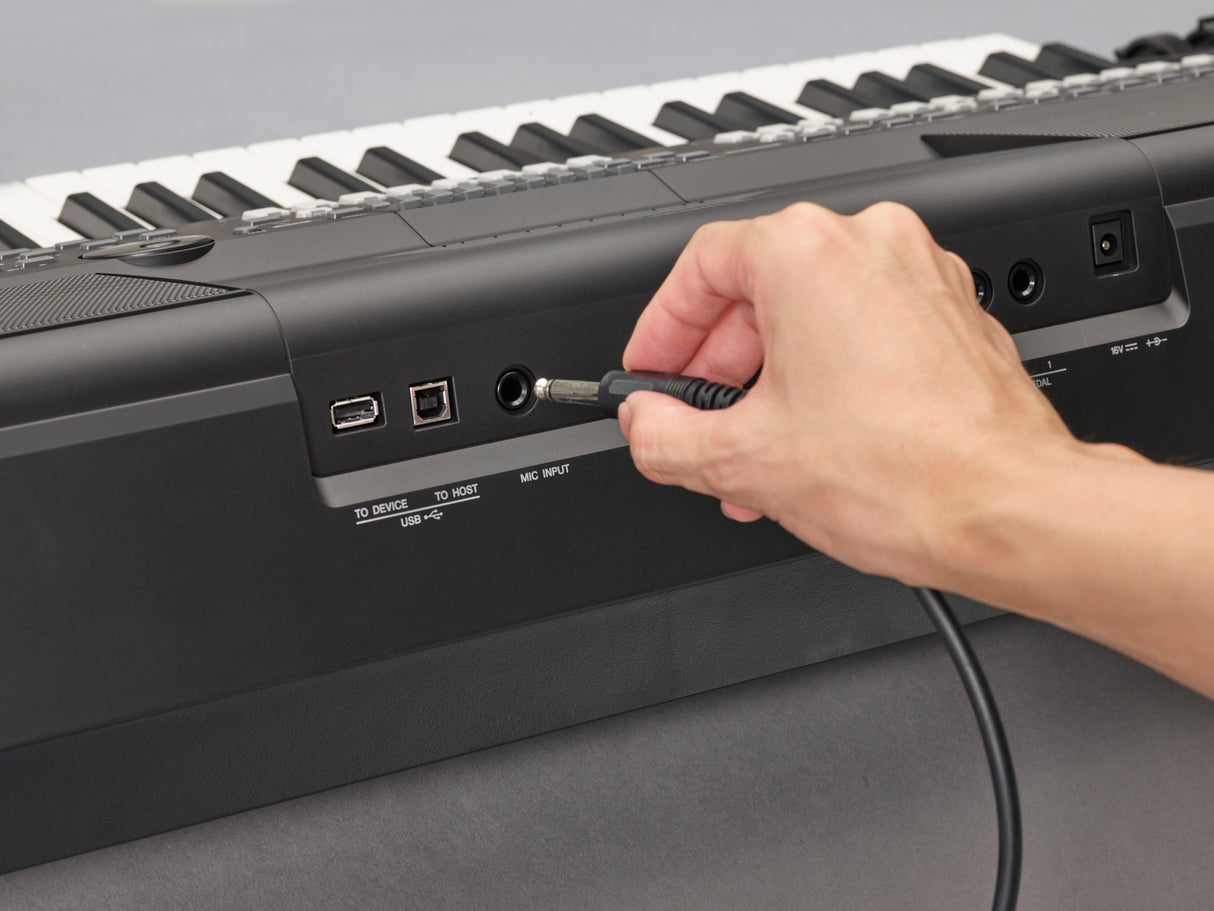 Yamaha PSR-SX600 Keyboard (Sort)