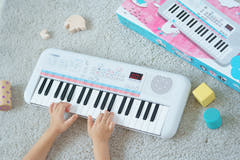 Yamaha PSS E30 Børne Keyboard (Hvid)