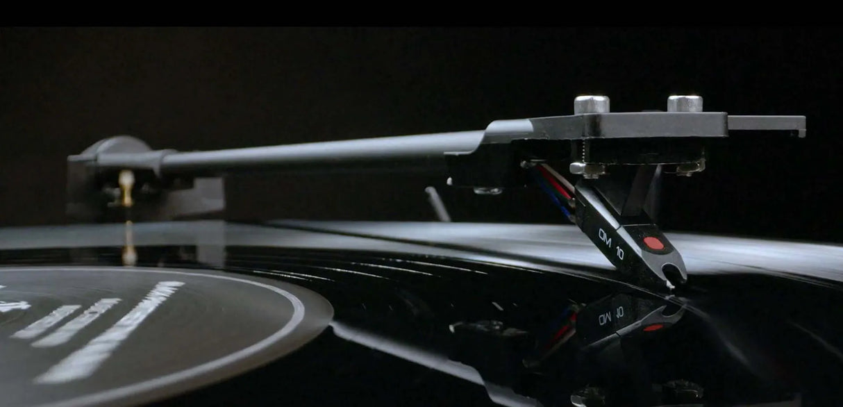 Pro-Ject A1 OM10 Pladespiller (Sort)