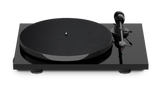 Pro-Ject E1 BT OM5e Pladespiller (Højglans Sort)