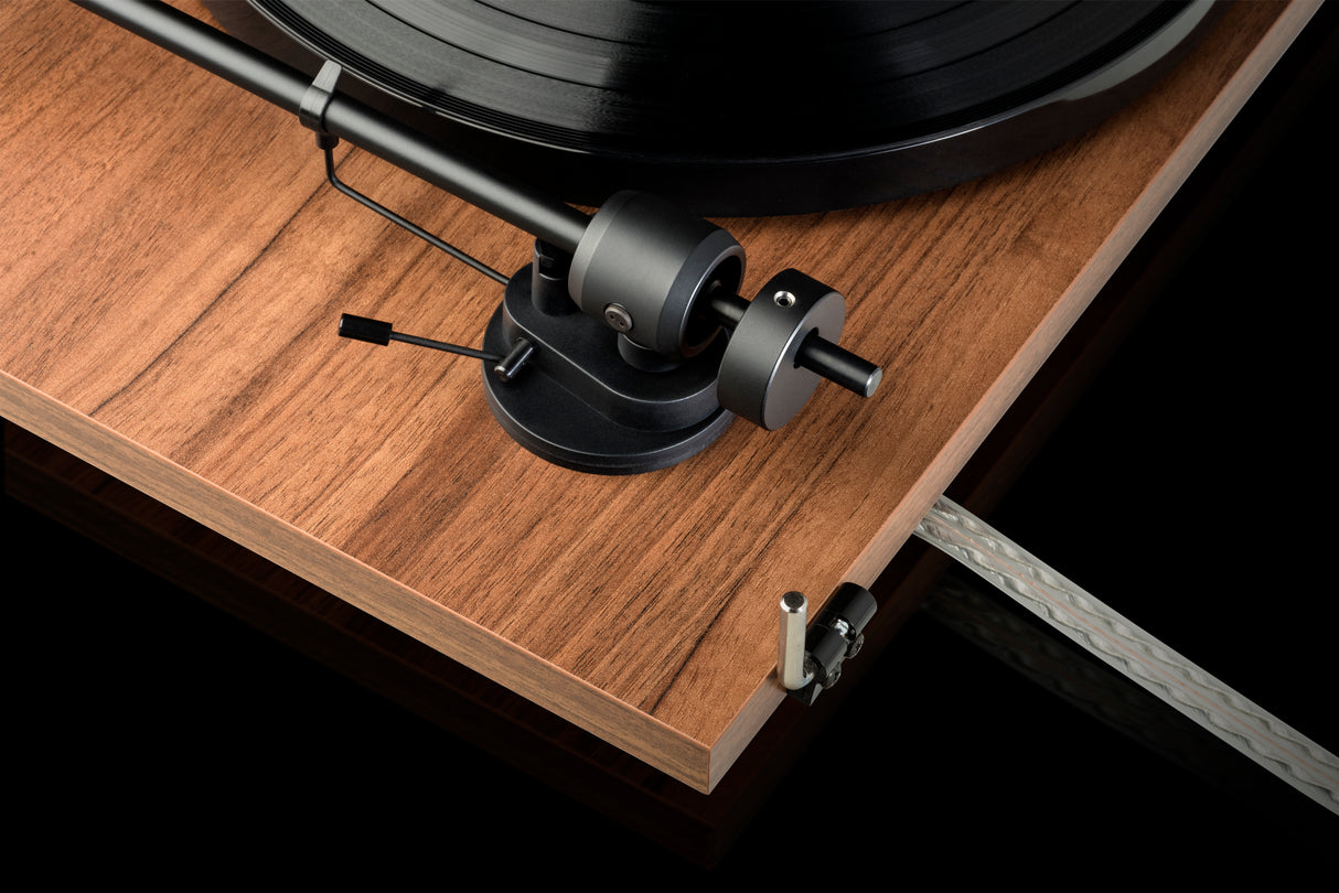 Pro-Ject E1 AT3600L Pladespiller (Valnød)
